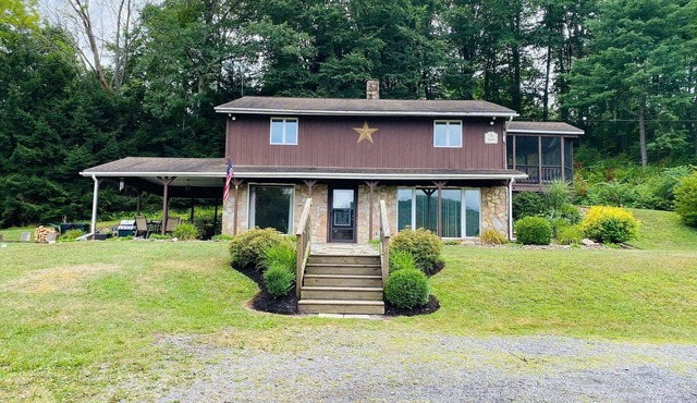 Large fully-furnished family home nestled in beautiful elk country.