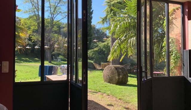 Large, fully renovated tobacco drying shed