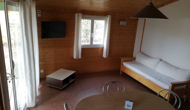 Large furnished cottage with terrace