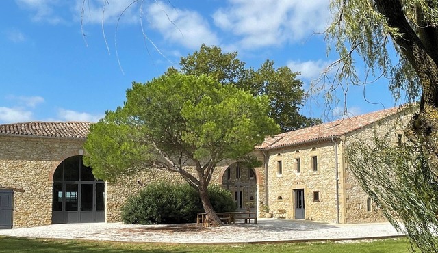 Large gite for 15 people in the heart of the Lauragais, 4 épis gite de France