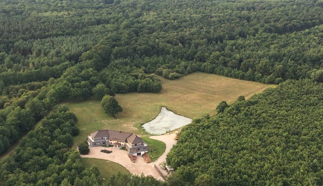 Large gite in Sologne, immersed in the great outdoors 30 km from Chambord