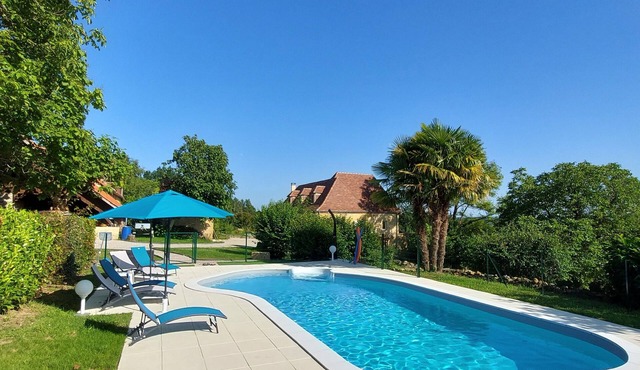 Large gite Le Champêtre (6 people) less than 10 minutes from Sarlat.