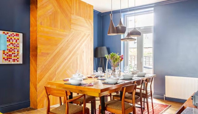 ☆ Large Group Getaway ☆ 2mins to sea ☆ Sleeps10+ Preview listing