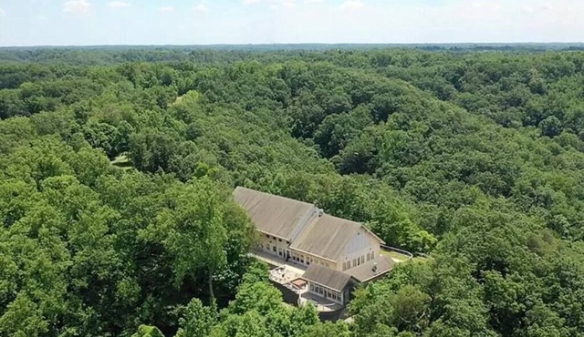 Large Group Rental Near Louisville with Mountain Views