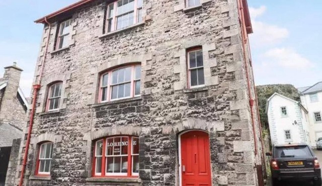 Large heritage-House close Snowdonia & Llandudno