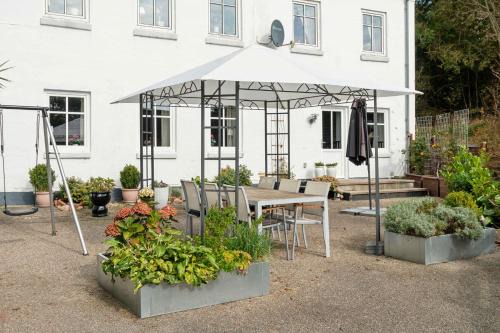 Large Holiday Home By The Limfjord