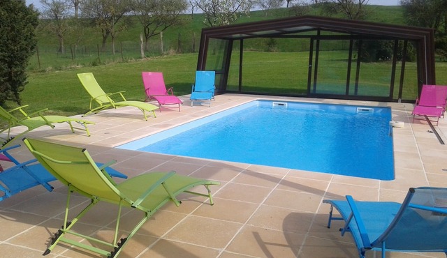 Large holiday home with heated indoor pool, 12 people