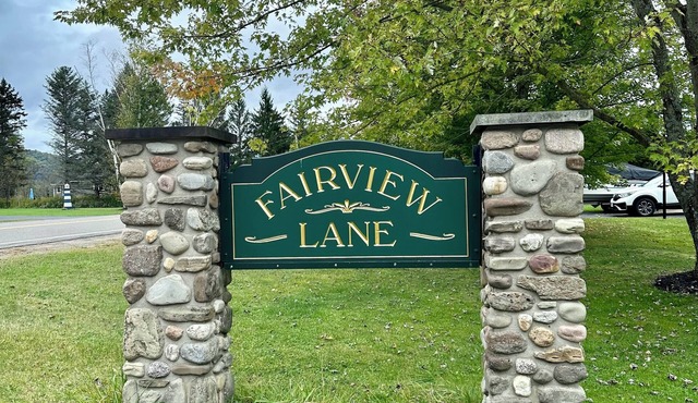 Large Home In Great Valley