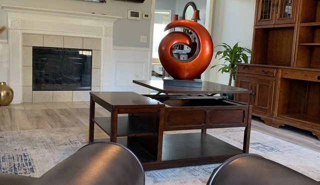 Large home in Savannah for a family of 10 people