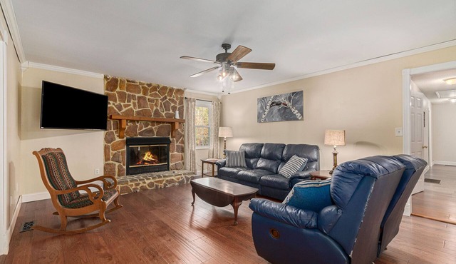 LARGE home near Hoover Met, Golf & Tuscaloosa
