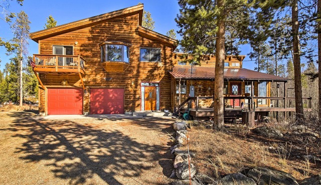 Large Home on 1 Acre: 2 Mi to Grand Lake Village