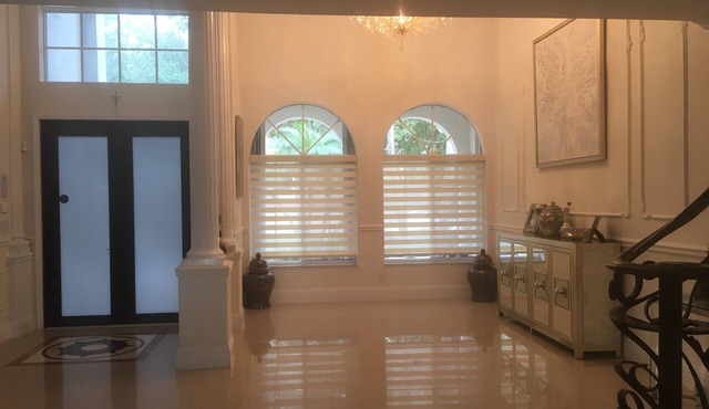 Large Home to enjoy the Miami life!