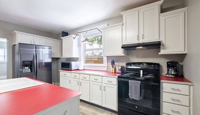 Large home with character .5 Miles to downtown