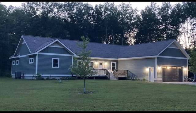 Large home with game room, above ground pool and ATV trails !>PSTR 23-044