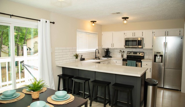 Large House for Corporate Retreats with EV Charger
