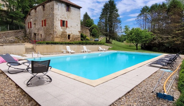 Large house for 8 - Peace and quiet - Pool