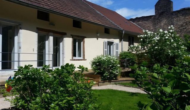 Large House in Poligny, Jura - 4 Star Luxury Accommodation Sleeps 8