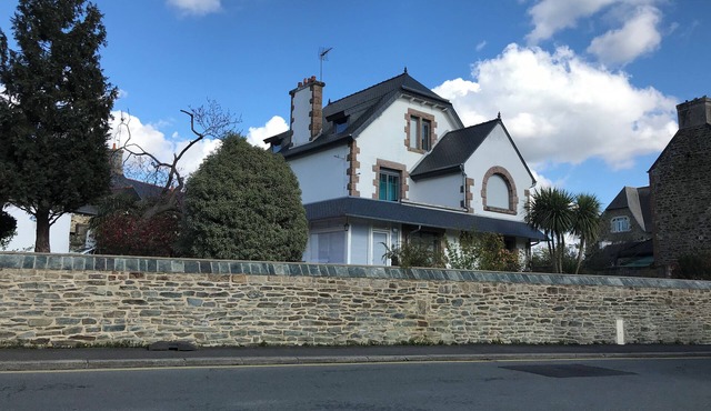 Large house in the center of Lannion