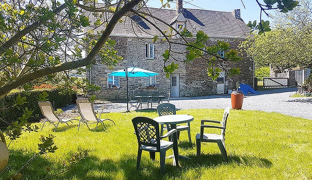 Large house of character in the heart of Suisse Normande