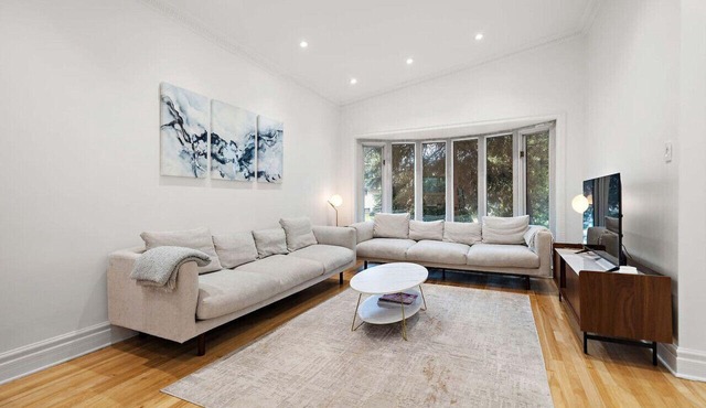 Large House Private Terrace |Sleeps 16|3bath|