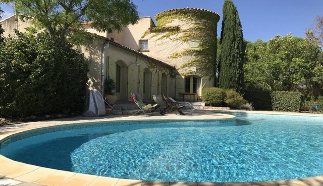 Large house with swimming pool in the heart of the Herault valley