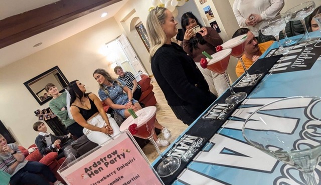 Large House with Outdoor Hot Tub & Garden