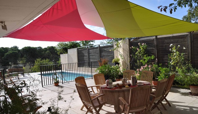 Large house with view, quiet, 10mn walk from town center