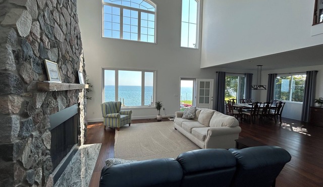 Large Lake house on Lake Huron, 7 bedrooms, 5.5 baths, great for family retreat.