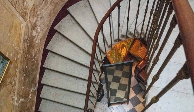 Large Les Volets Bleus 45M2 studio with kitchenette along the canal