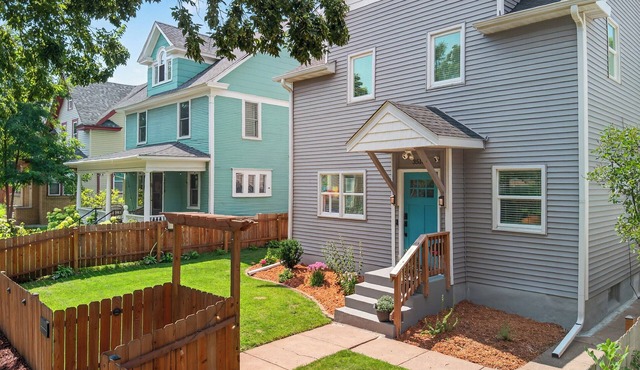 Large Lux Family-friendly 5-bdrm Homebase, Central Comfortable Easy Check-in