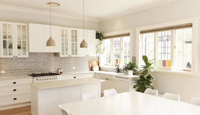 Large & luxurious Federation home | Central Orange NSW