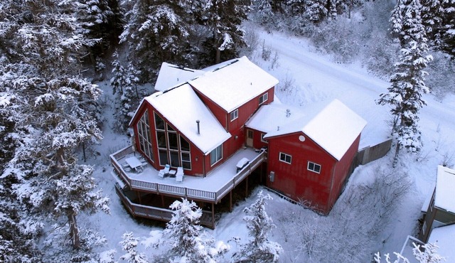 Large Luxurious Girdwood Getaway with Game Room, New Hot Tub, & EV Charger
