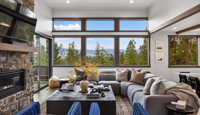 Large & Luxurious Retreat on 5 Wooded Acres w/Hot Tub and Game Room