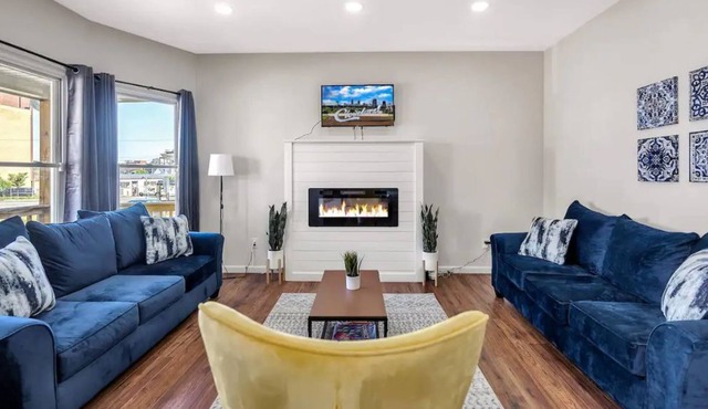 Large Modern✨Home near Downtown/Cleveland/LakeErie/Cedar Point!