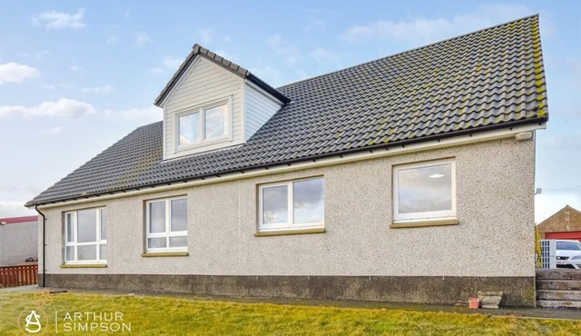 Large modern house in Burra