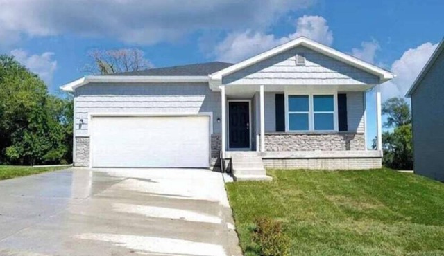 Large, modern house with all the comforts of home in a perfect location.