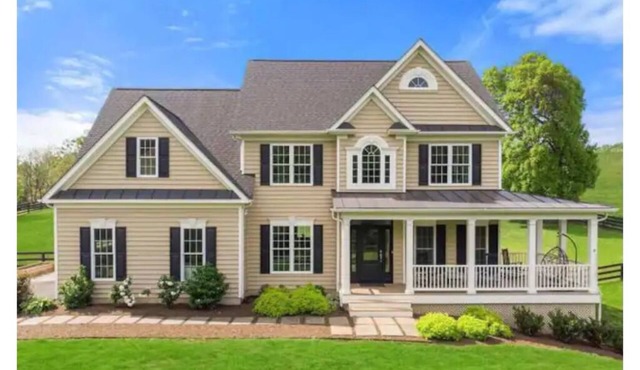 Large Modern House, Wine Country, Delaplane, VA