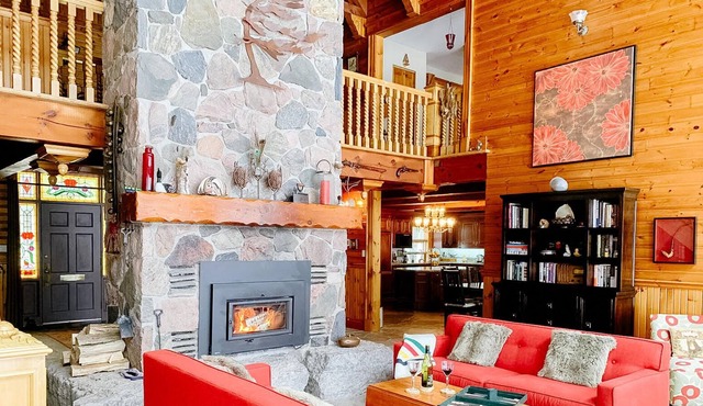 Large Muskoka Waterfront Family Cottage with Private Beach near Orillia