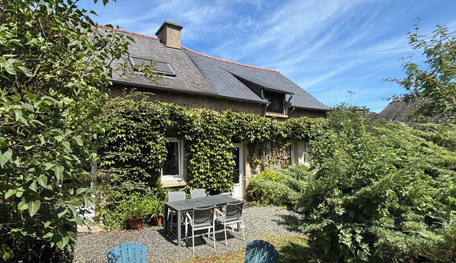 Large nature & comfort gîte, near beaches in Côtes-d'Armor