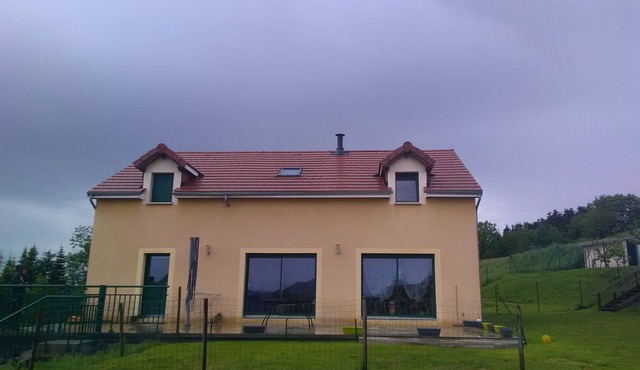 Large new house, 163 m2, land, garden ideal for walks