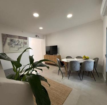 Large New House with Terraces and Air Conditioning