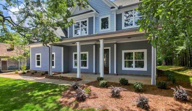 Large new luxury home with heated pool and spa