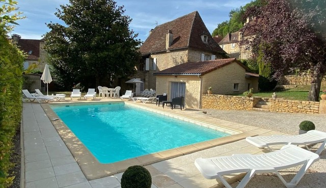 Large Périgourdine 5 CH, Private SWIMMING POOL, Near SARLAT and tourist sites,
