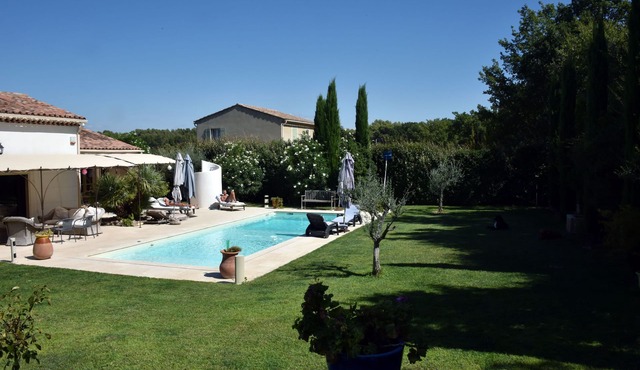 Large pretty villa 200m2, AC, garden, swimming pool, Luberon 100 m