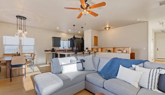 Large Private Home in Jerome, AZ w/Full Kitchen