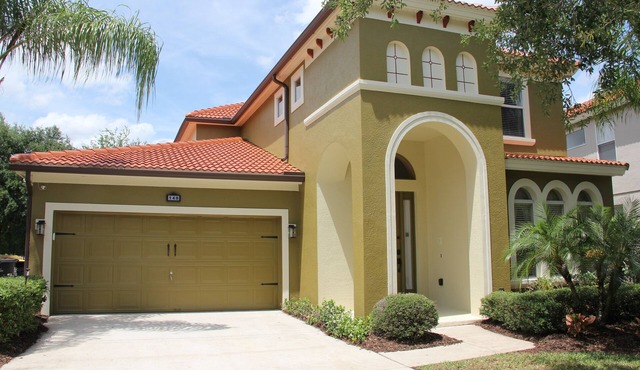 LARGE PRIVATE POOL HOME - 5 BR/5BH - GATED RESORT NEAR DISNEY