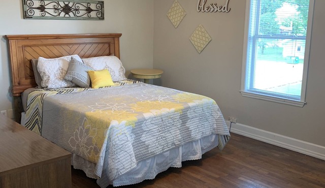 Large Private Room & Bathroom