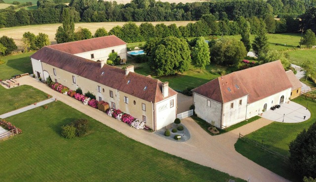 Large property on 10 hectares near Bellême