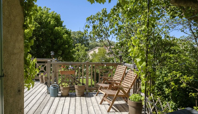 Large Provencal house, north of the Luberon, on 1,500 m2 of land