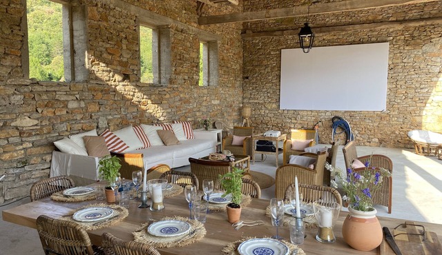 Large Quercy house near the Lot river